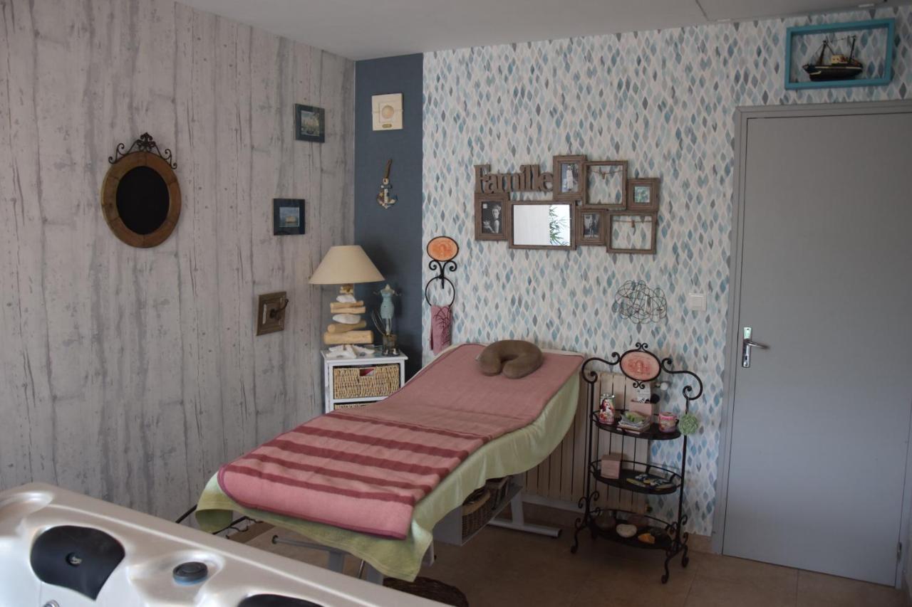 Au Gue Du Bois Bed & Breakfast Neuville-de-Poitou Luaran gambar