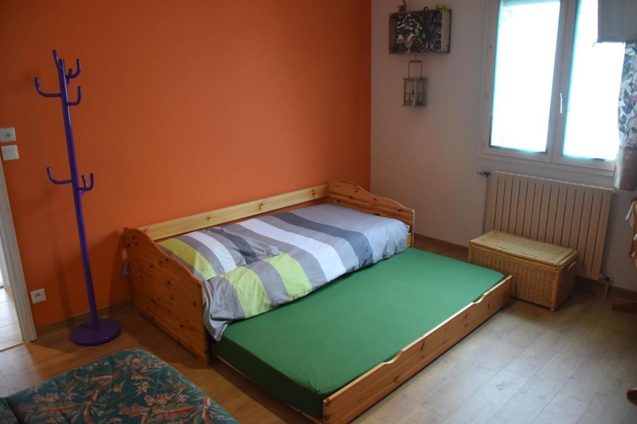 Au Gue Du Bois Bed & Breakfast Neuville-de-Poitou Luaran gambar
